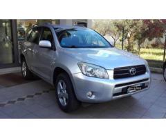 Toyota Rav4 2.2 D-4d 136cv SOL - Immagine 6