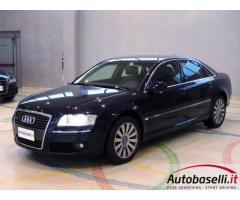 AUDI A8 4.2 TDI QUATTRO 326 CV - Immagine 1