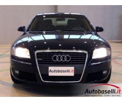 AUDI A8 4.2 TDI QUATTRO 326 CV - Immagine 4