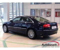 AUDI A8 4.2 TDI QUATTRO 326 CV - Immagine 5