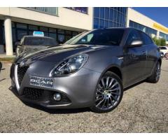 ALFA ROMEO Giulietta 1.6 JTDm 120 CV SUPER +Navi+Vetri scuri+"18 Qv+PDC - Immagine 4