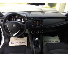 ALFA ROMEO Giulietta 1.6 JTDm 120 CV SUPER +Navi+Vetri scuri+"18 Qv+PDC - Immagine 8