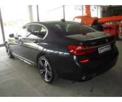 BMW 730 xDrive M Sport - Immagine 4