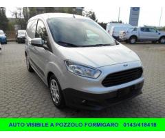 FORD Transit Courier 1.6 TDCi 95CV Van Trend "NUOVO DA IMMATRICOLARE" - Immagine 3