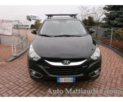 HYUNDAI iX35 2.0 CRDi 184CV High 4WD C.A - Immagine 2