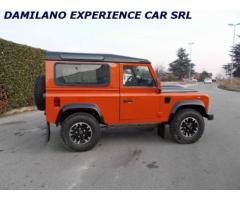 LAND ROVER Defender 90 2.2 TD4 Station Wagon Adventure Edition N1 - Immagine 4