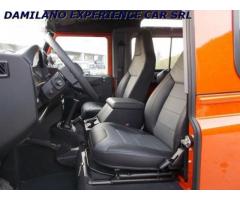 LAND ROVER Defender 90 2.2 TD4 Station Wagon Adventure Edition N1 - Immagine 10