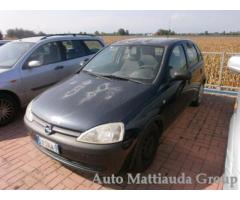 OPEL Corsa 1.7 16V DI cat 3 porte Club - Immagine 3