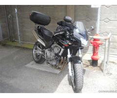 Honda hornet S.600 . 2001 tenuta bene - Immagine 1