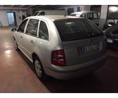 SKODA Fabia 1.4 16V/101 CV cat Wagon Comfort - Immagine 4