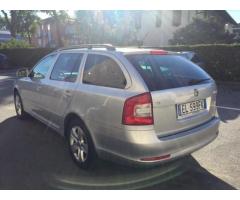 SKODA Octavia 1.6 TDI CR F.AP. Wagon Ambition - Immagine 4