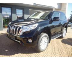 TOYOTA Land Cruiser 2.8 D4-D A/T 3 porte Lounge+ - Immagine 1