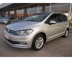 Volkswagen Touran Nuovo 1.6 tdi Highline 7 posti nuovo km0 - Immagine 2