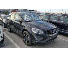 Volvo XC60 D4 AWD Geartronic R-design Kinetic - KM0 - Immagine 2