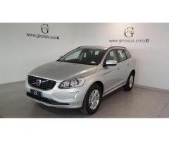 Volvo XC60 D4 AWD Geartronic Kinetic - KM0 - Immagine 1