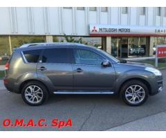 CITROEN C-Crosser 2.4 170CV CVT Crociera Nera 7 Posti - Immagine 3