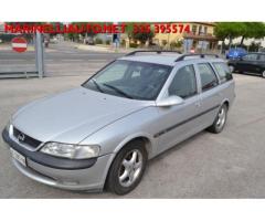 OPEL Vectra 2.0 16V TDI S.W. CD - Immagine 1