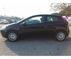 FIAT Grande Punto 1.3 MJT 75 CV 3 porte - Immagine 4