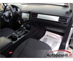 VOLKSWAGEN TOUAREG 3.0 V6 TDI BLUEMOTION 245 CV - Immagine 4