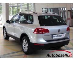 VOLKSWAGEN TOUAREG 3.0 V6 TDI BLUEMOTION 245 CV - Immagine 10