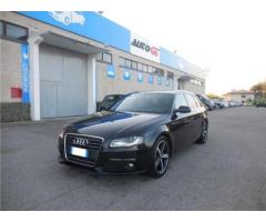 AUDI A4 Avant 2.7 V6 TDI s-line - Immagine 1