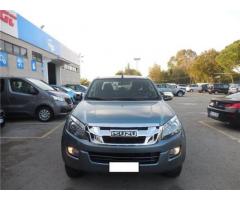 ISUZU D-Max 2.5 Crew Cab Solar 4WD - Immagine 2