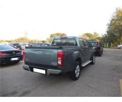 ISUZU D-Max 2.5 Crew Cab Solar 4WD - Immagine 5