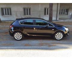 Opel Astra 5 porte - Immagine 3