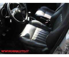 ALFA ROMEO 147 1.9 JTD (115 CV) cat 5p. Distinctive !!!! - Immagine 9