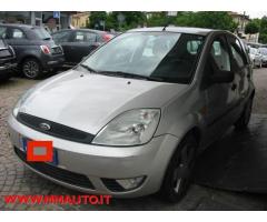 FORD Fiesta 1.2 16V 5p. Ghia  !!!!! - Immagine 3