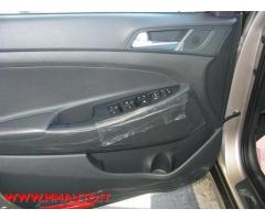 HYUNDAI Tucson 1.7 CRDi XPossible  TETTO APRIBILE!!! - Immagine 9