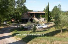 Casale in vendita vic Marsciano e Perugia - Immagine 1