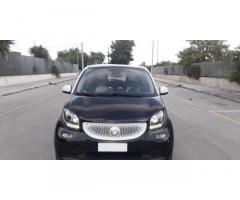 SMART forfour Passion 1.0 Benz. 2015 - Km 38195 - Immagine 1