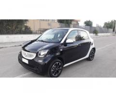SMART forfour Passion 1.0 Benz. 2015 - Km 38195 - Immagine 2