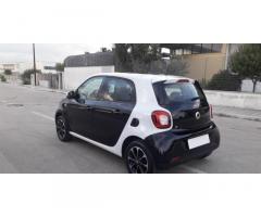 SMART forfour Passion 1.0 Benz. 2015 - Km 38195 - Immagine 3