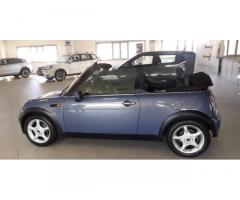 MINI Cooper Cabrio 1.6 - Immagine 2