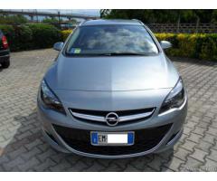 OPEL ASTRA SPORT-TOURER 1.7 CDTI "COSMO" 2012 - Immagine 2