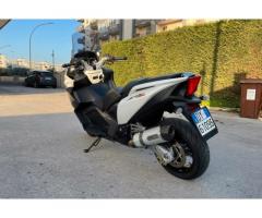 Aprilia Srv 850 - Immagine 4