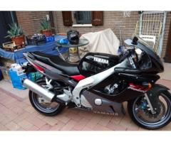 Yamaha FZR 600 - 1998 - Immagine 2