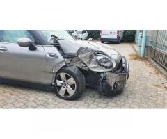 Compro auto incidentate  T 3355609958 - Immagine 3