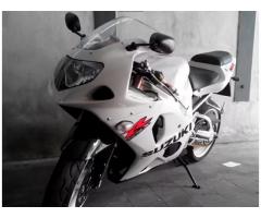 Suzuki GSX R 1000 - 2002 - Immagine 1