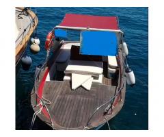 Barca in legno con motore entrobordo - Immagine 2