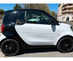 Smart Fortwo 1.0 Superpassion 71cv twinamic 2019 - Immagine 2