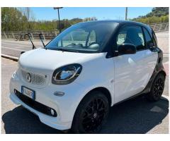 Smart Fortwo 1.0 Superpassion 71cv twinamic 2019 - Immagine 5