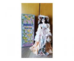 Bambola da collezione in porcellana - Puglia - Immagine 3